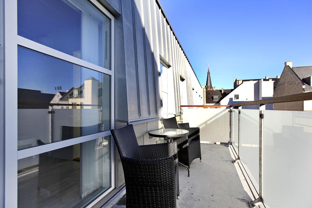 Lejlighed Lux Apartment, 2 Full Bathrooms, 4th